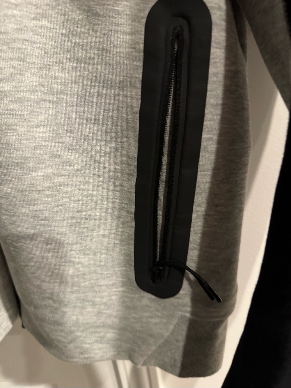 Nike Sportswear Tech Fleece Windrunner Full-Zip Hoodie Dark Grey Heather - Picture 4 of 5